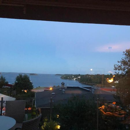 Aid Og Svein' S Sentrumsnaere Panorama Hjem Кристиансанд Экстерьер фото